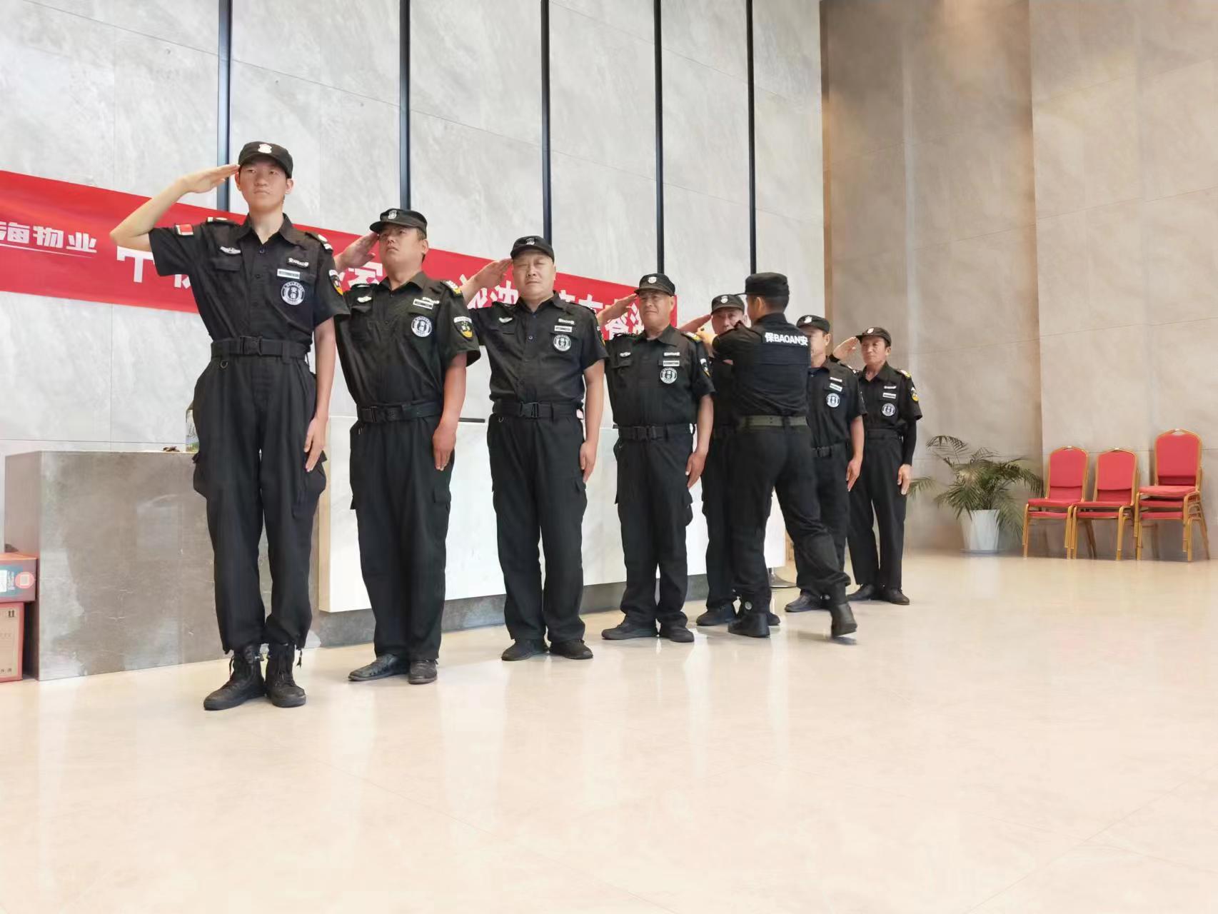 保安小兄弟 ！辛苦了！(圖4)