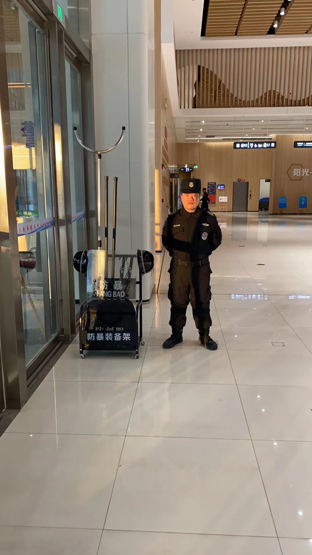 安保服務(wù)品質(zhì)升級(jí)中……(圖2)